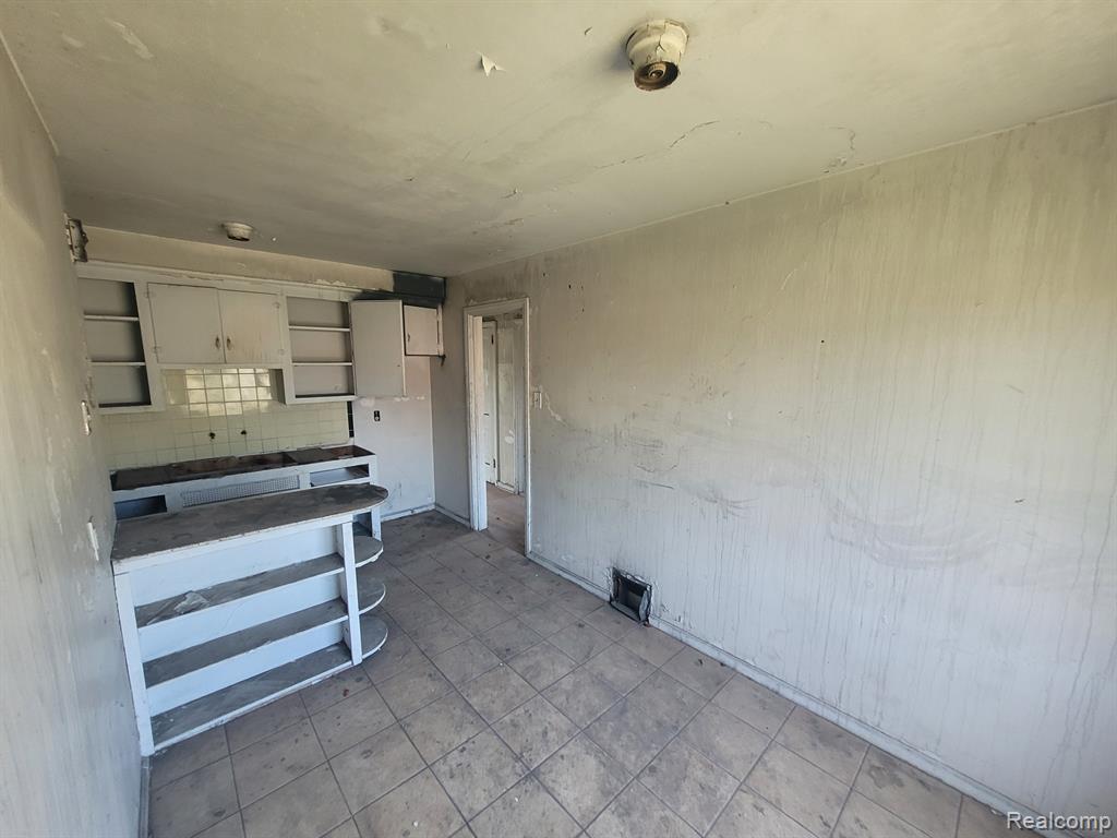 13449 GREINER Street, Detroit, MI 48205 — Photo 35
