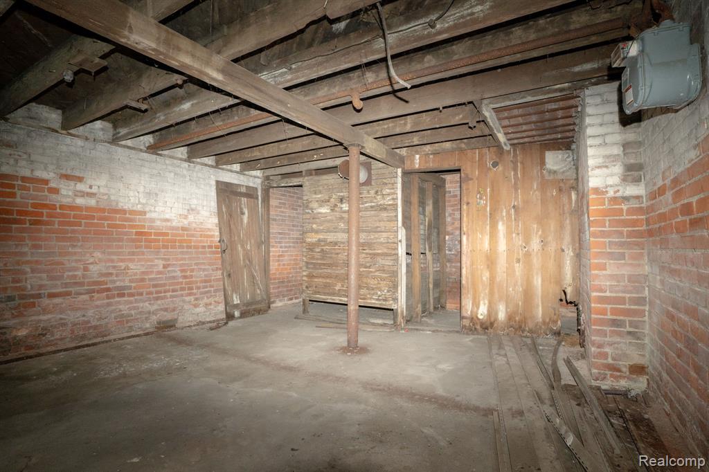 7250 Saint Paul Street, Detroit, MI 48214 — Photo 4