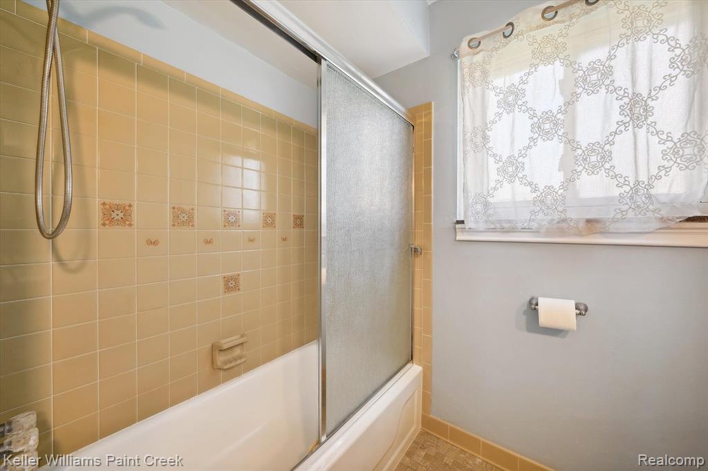 1852 MIDVALE Avenue, Ypsilanti, MI 48197 — Photo 28