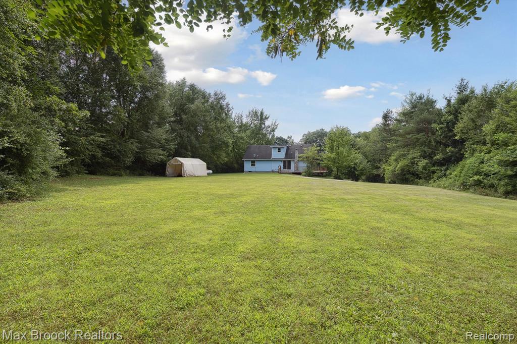 7669 Pontiac Lake Road, White Lake, MI — Photo 37