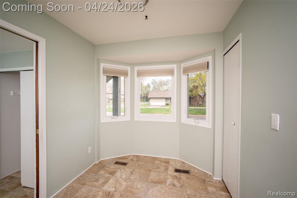 44829 Erin Drive, Plymouth, MI 48170 — Photo 10