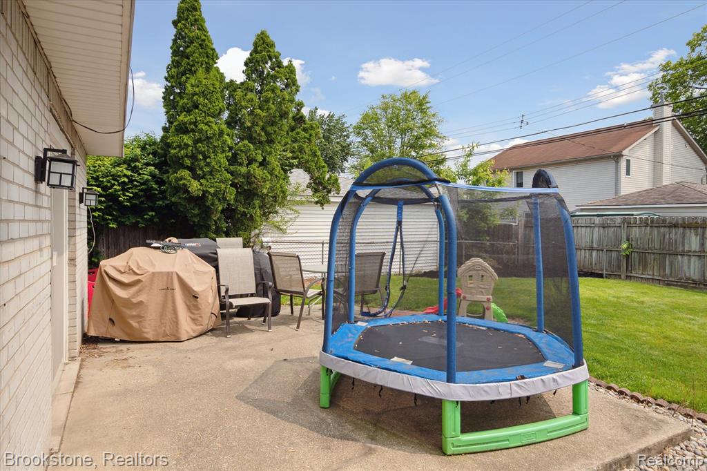 6510 CADILLAC Street, Garden City, MI — Photo 35