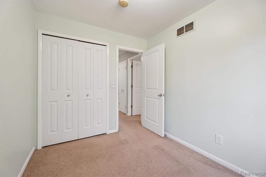 18777 Martinsville Road, Belleville, MI 48111 — Photo 27
