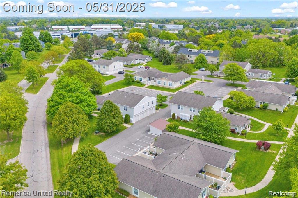 39725 Village Wood Lane, 39, Novi, MI — Photo 29