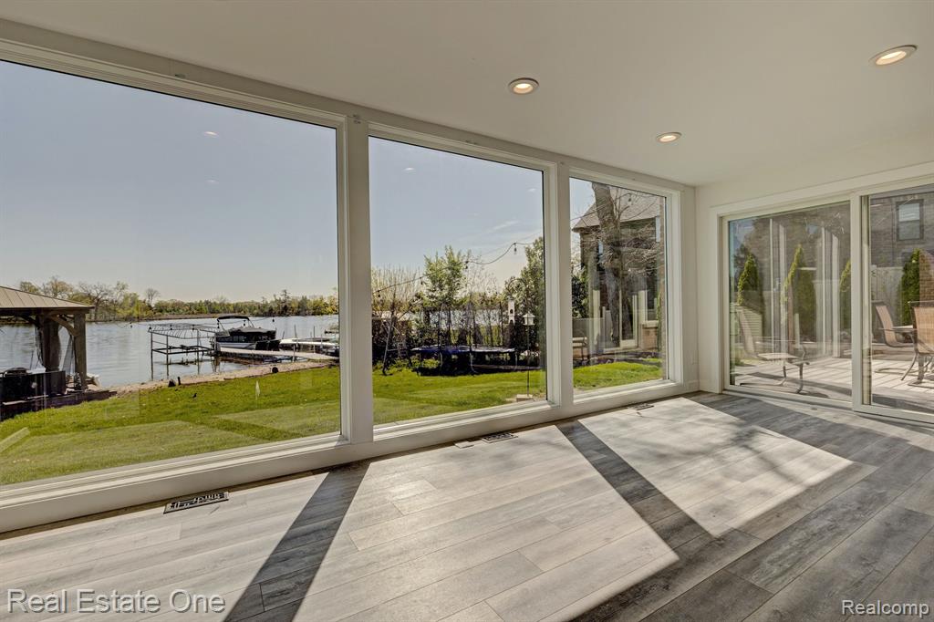 551 Maloney Avenue, Oxford, MI 48371 — Photo 14