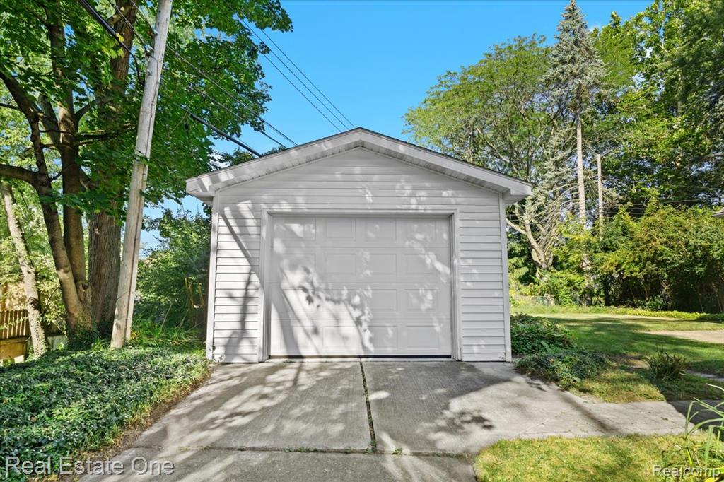 705 Cornell Road, Ypsilanti, MI 48197 — Photo 24