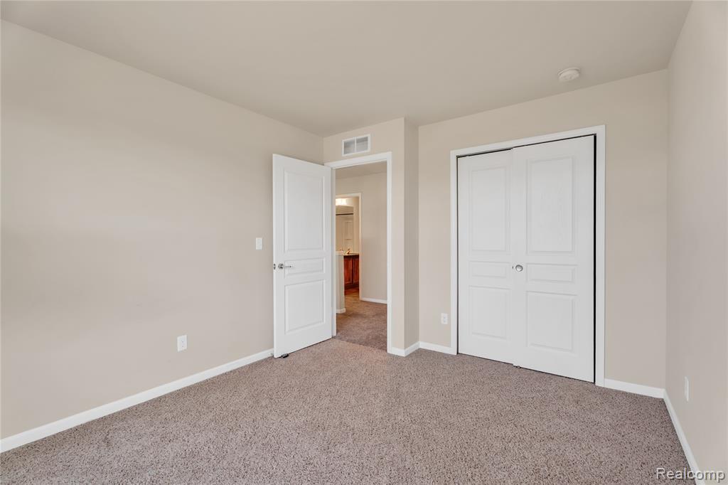 6119 AMBER Lane, Grand Blanc, MI 48439 — Photo 19
