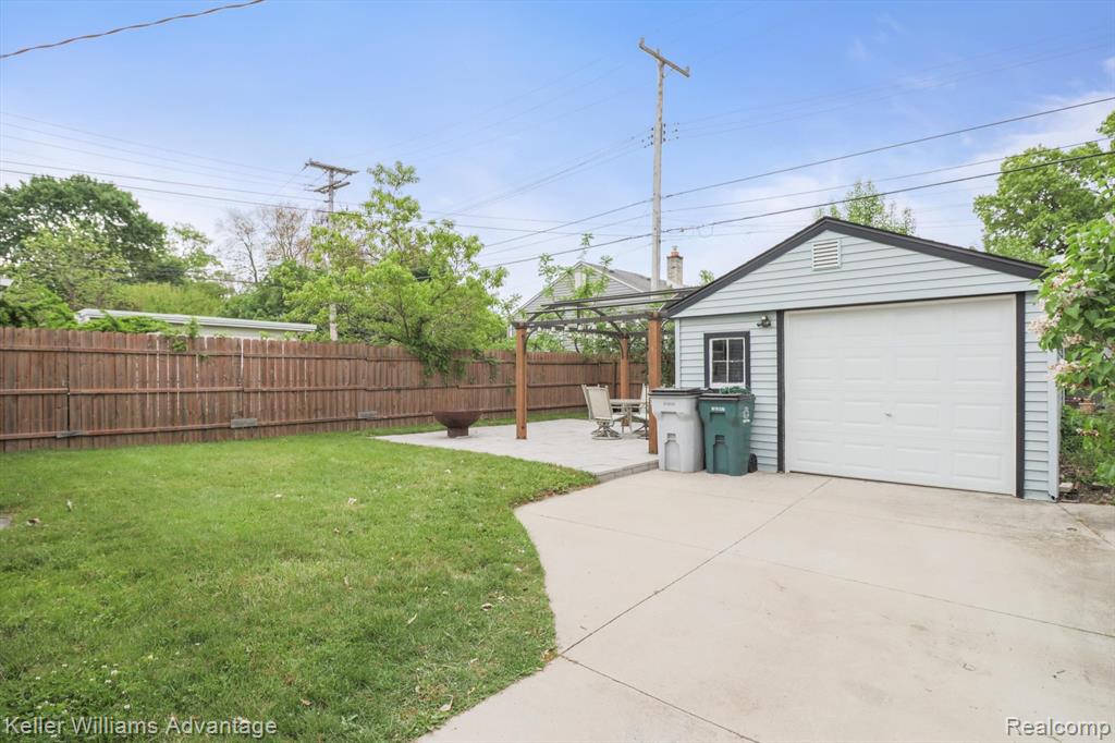 434 E WOODWARD HEIGHTS Boulevard, Hazel Park, MI 48030 — Photo 29