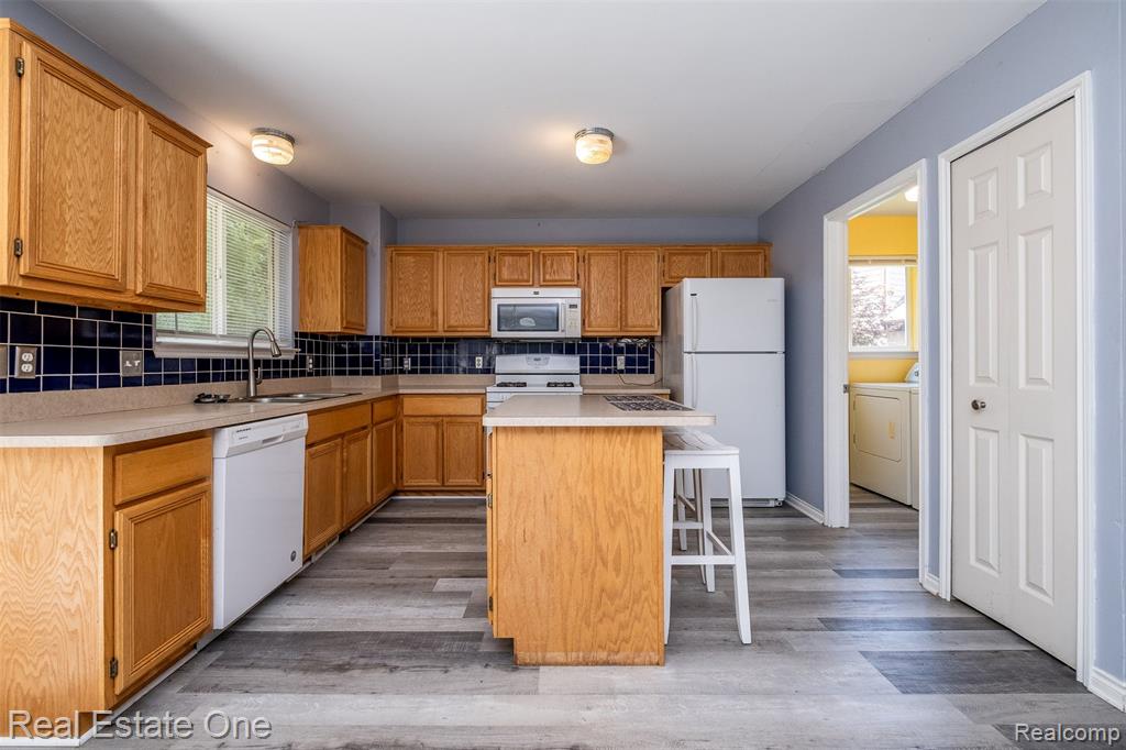 434 Converse Court, Lake Orion, MI 48362 — Photo 16