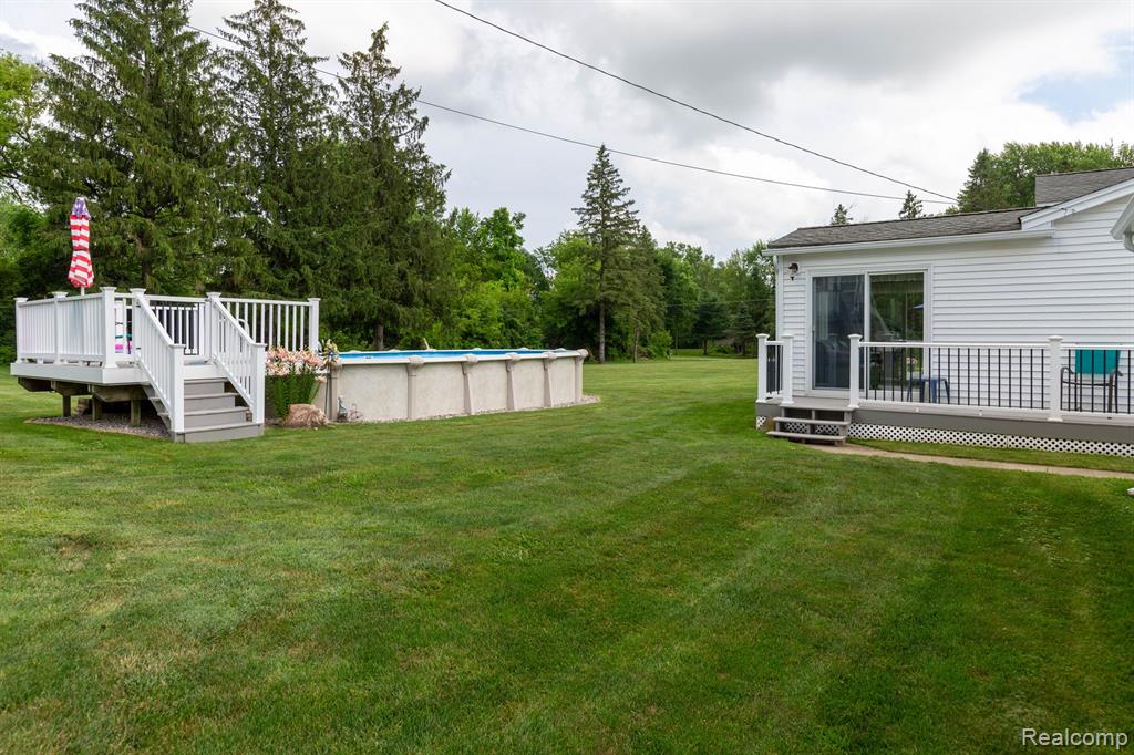 9026 Woodside Road, Northville, MI 48167 — Photo 43