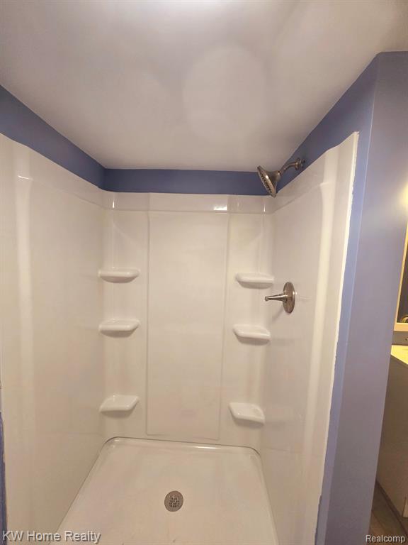 400 CLARENDON Street, Ann Arbor, MI 48103 — Photo 15