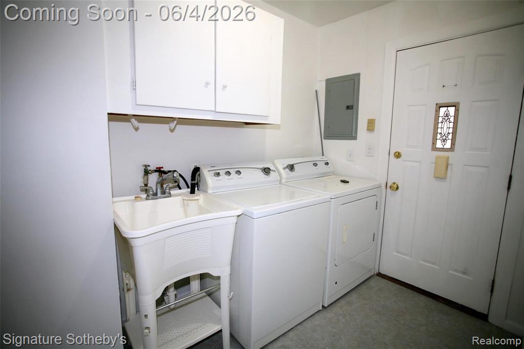 6038 S Main Street, Clarkston, MI — Photo 11