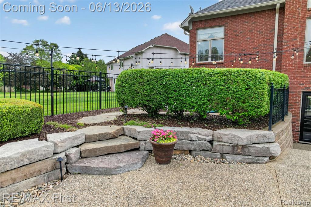 13800 Berryknoll Drive, Shelby Twp, MI 48315 — Photo 50