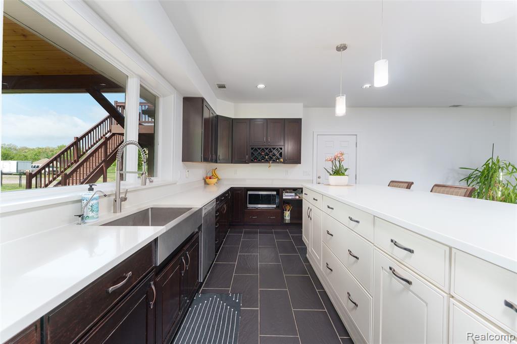 13800 12 Mile Road, South Lyon, MI 48178 — Photo 13