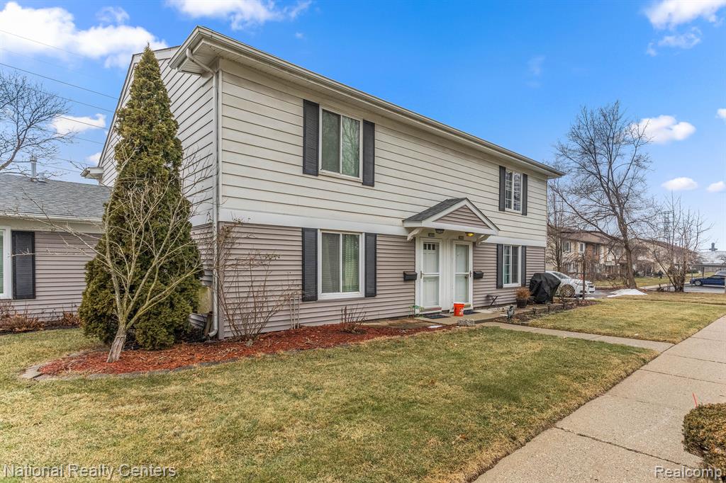 38068 SHERWOOD Street, Westland, MI — Photo 2
