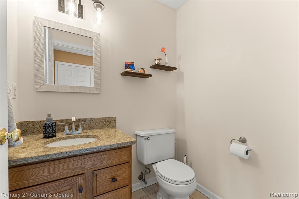 1256 Wedgewood Circle, Saline, MI 48176 — Photo 32
