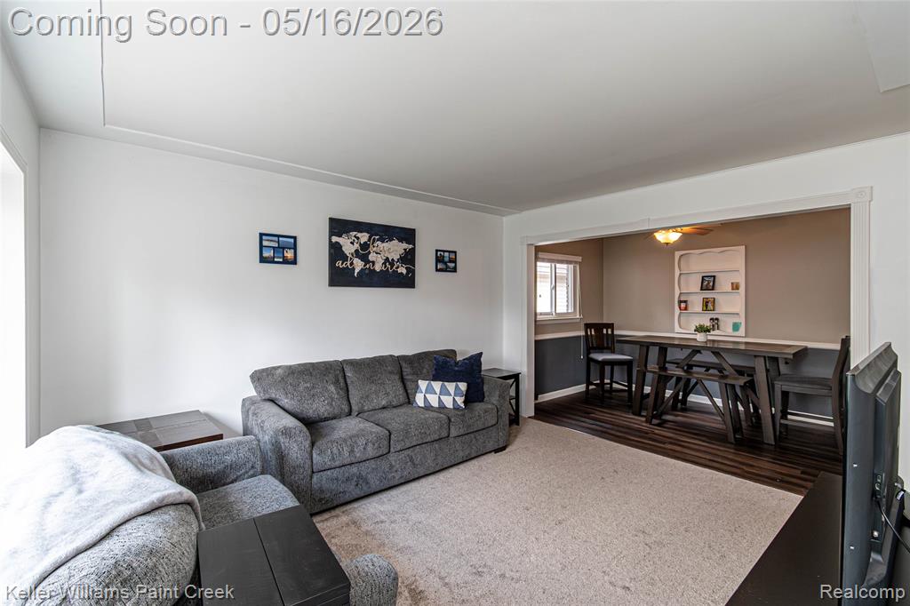 29652 Sherry Avenue, Madison Heights, MI 48071 — Photo 13