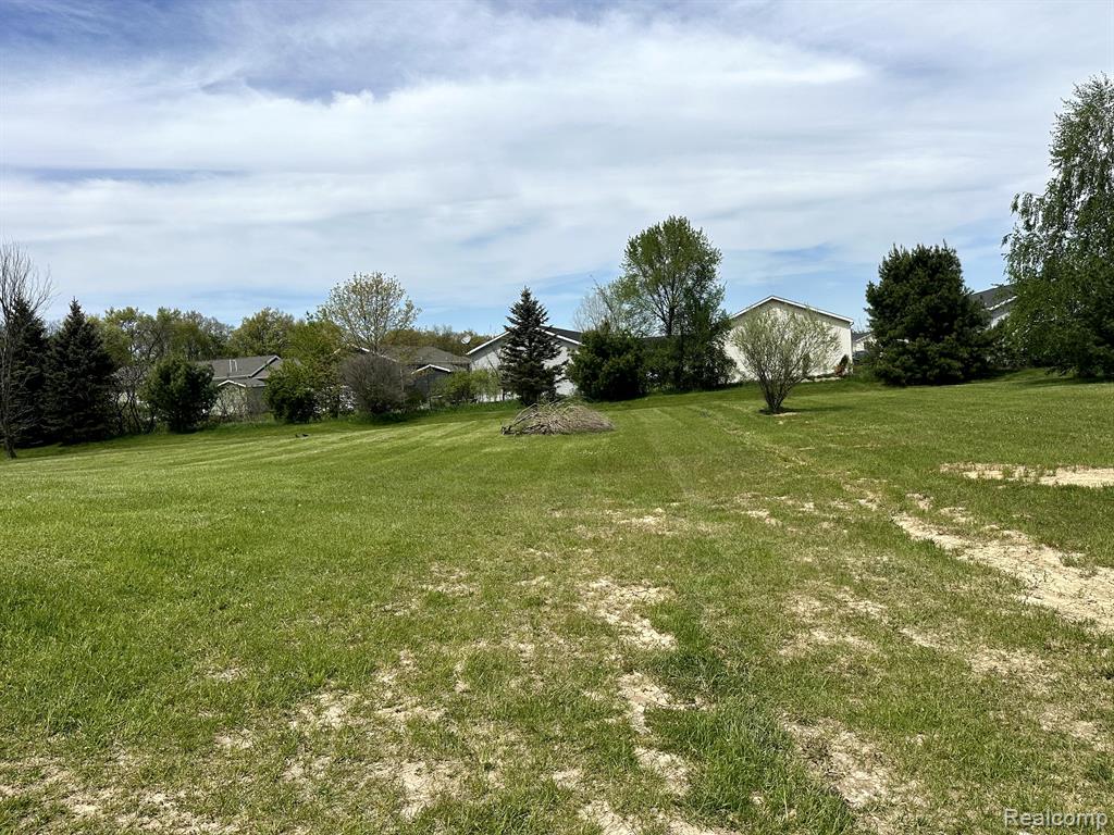 5151 HUNTLEY Drive, Holly, MI 48442 — Photo 3