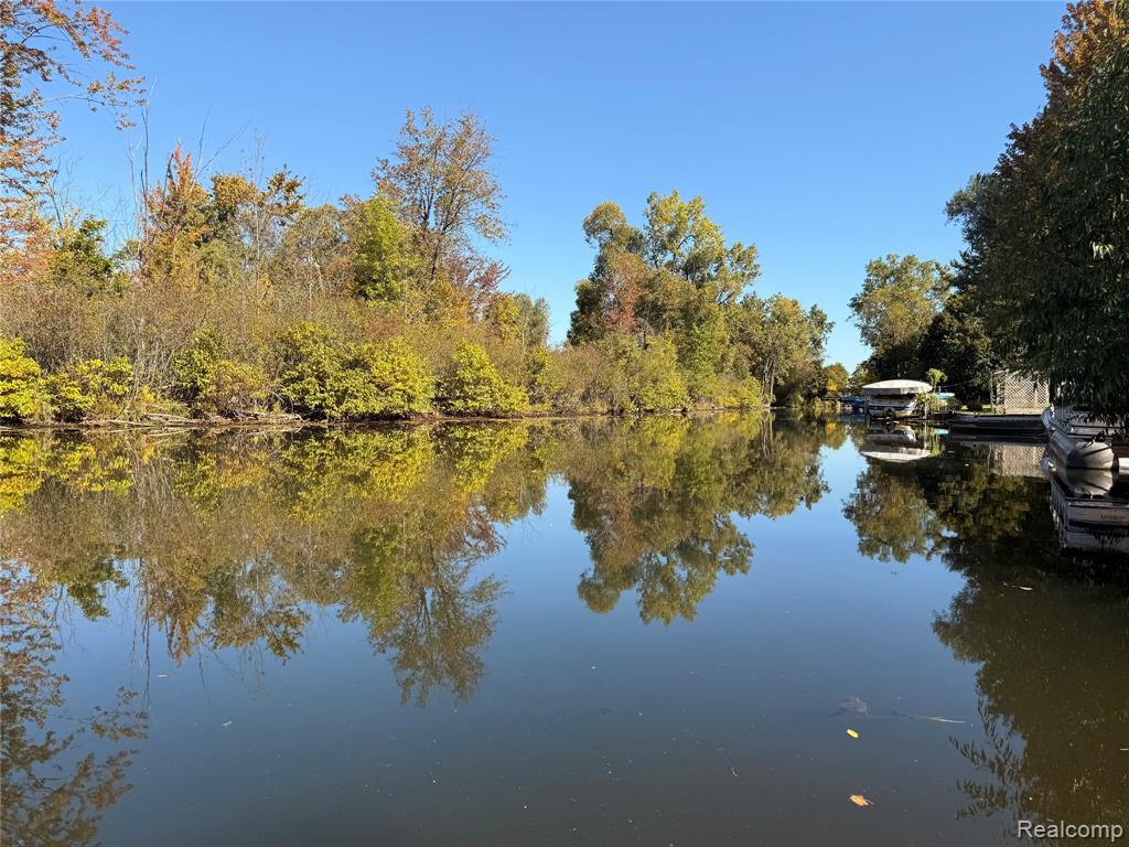 1929 Bayou Drive, Bloomfield, MI 48302 — Photo 34