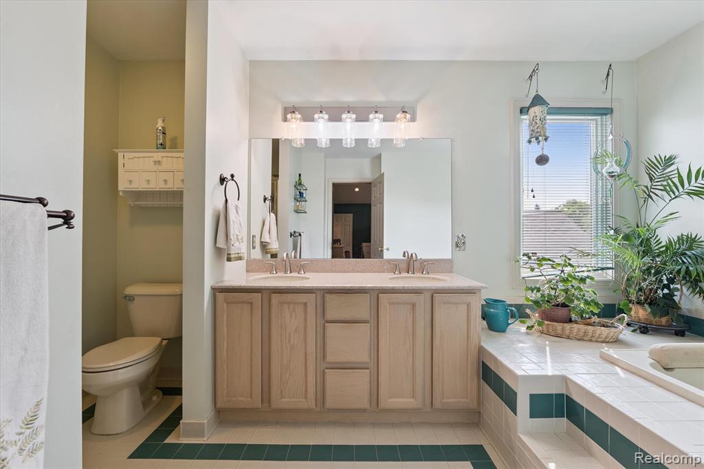45242 Thornhill Road, Canton, MI 48188 — Photo 31