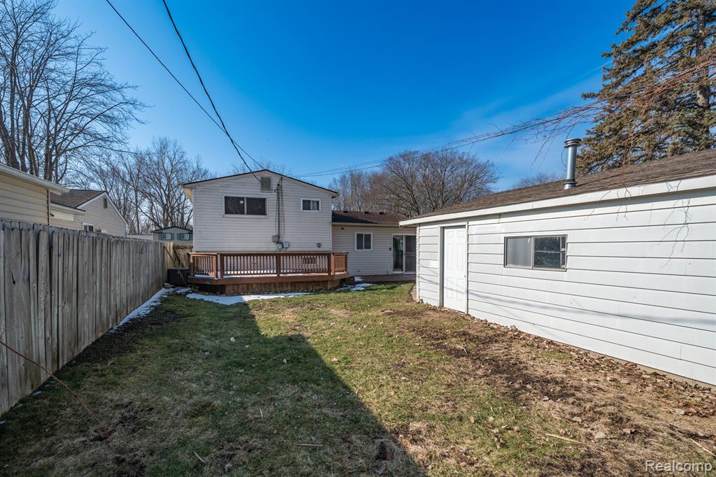 25145 Orchid Street, Harrison Township, MI — Photo 19