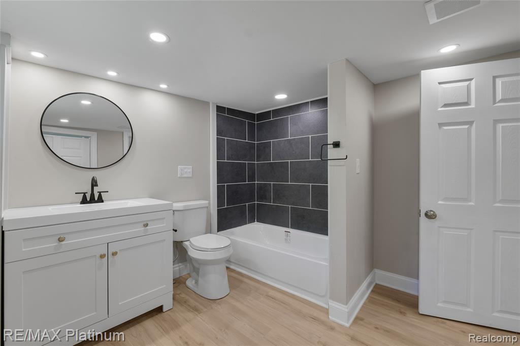 1605 S Hughes Road, Brighton, MI 48114 — Photo 7