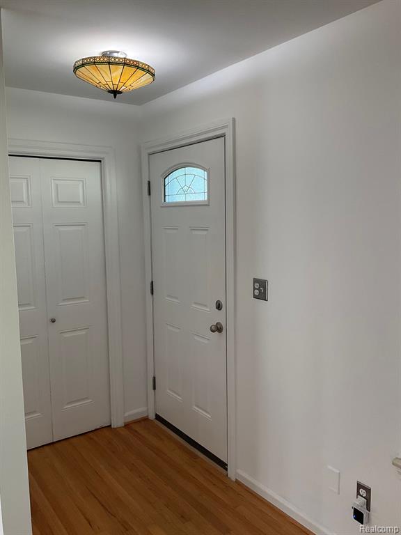 8401 18 MILE Road, 19, Sterling Heights, MI 48313 — Photo 11