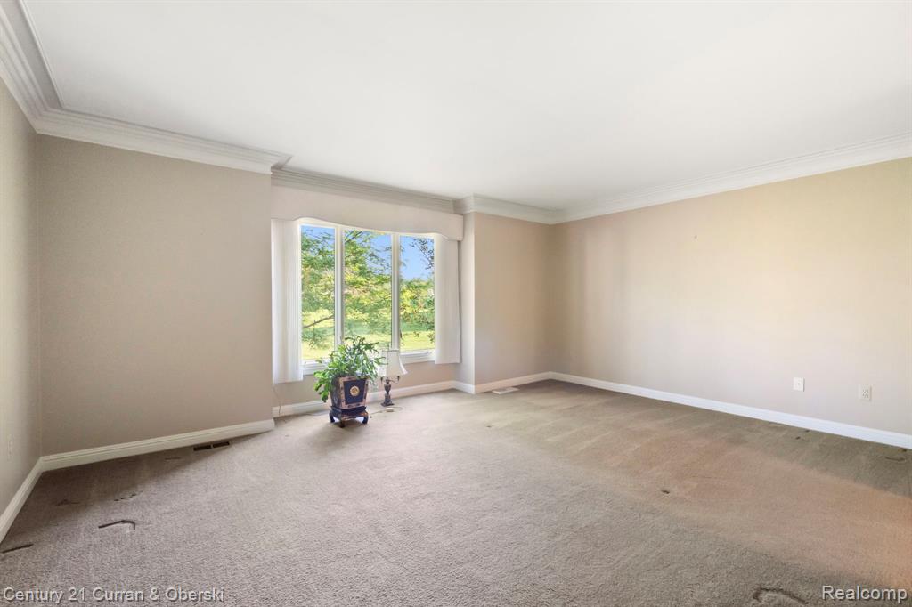 18215 Blue Heron Drive W, Northville, MI 48168 — Photo 20