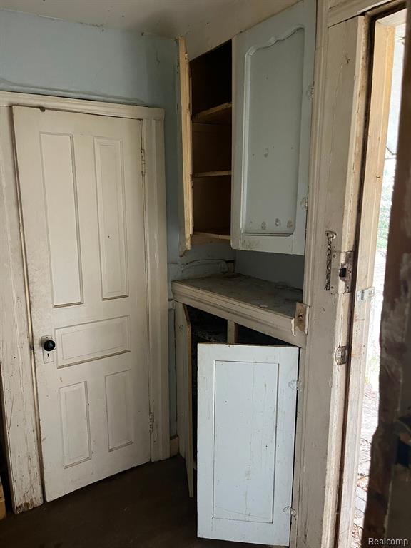 51249 CLAY Street, New Baltimore, MI 48047 — Photo 5