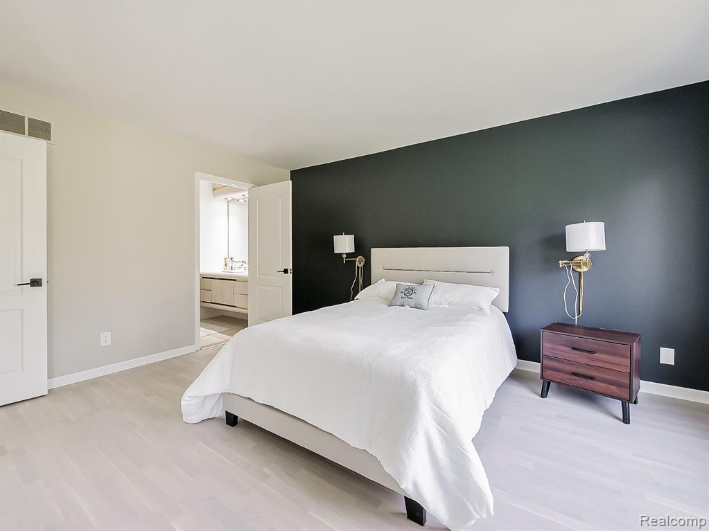 49202 Cheshire Lane, Canton, MI 48187 — Photo 18