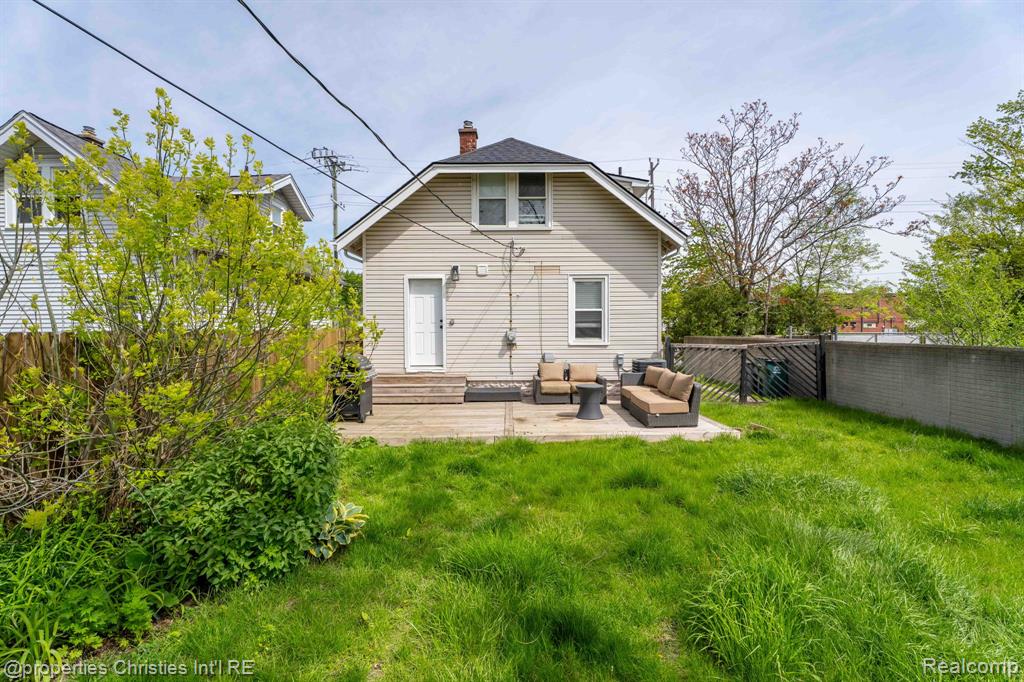 988 E Troy Street, Ferndale, MI 48220 — Photo 35