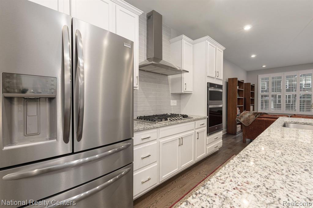211 Sydney Court, Plymouth, MI 48170 — Photo 17