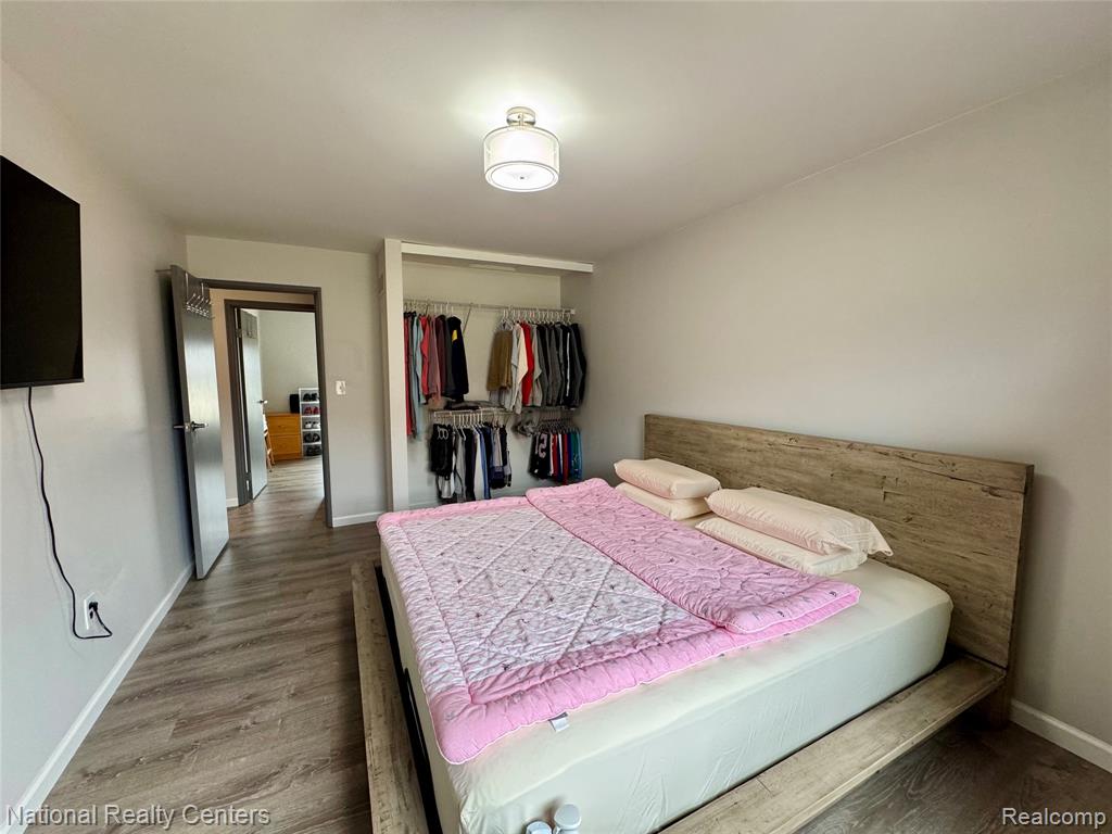 40684 Village Wood Road, Novi, MI — Photo 14