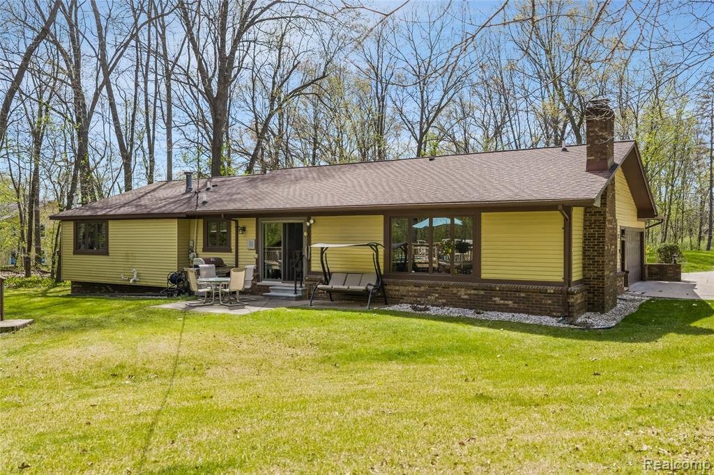 9730 Gibbs Road, Clarkston, MI 48348 — Photo 33