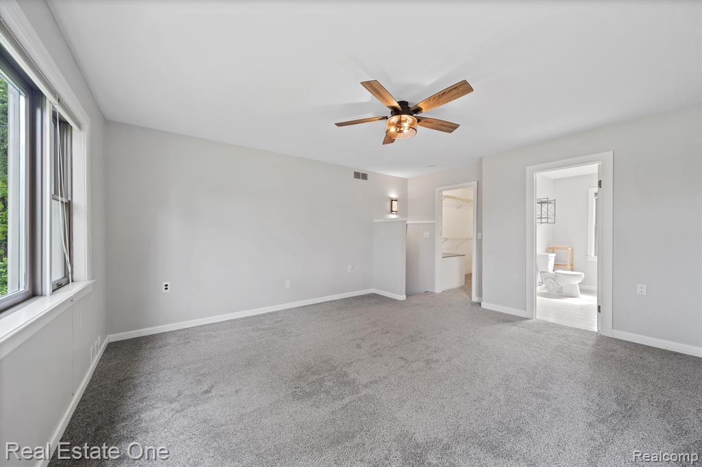 8771 HAMBURG Road, Brighton, MI 48116 — Photo 13
