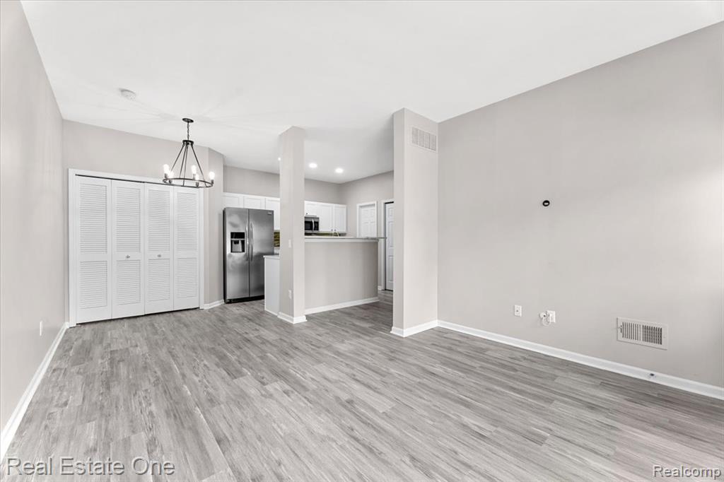 26783 Kirkway Circle, Woodhaven, MI 48183 — Photo 3