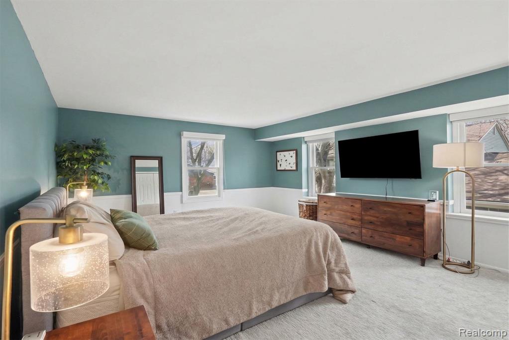 2717 Winthrop Court, Ann Arbor, MI 48104 — Photo 8