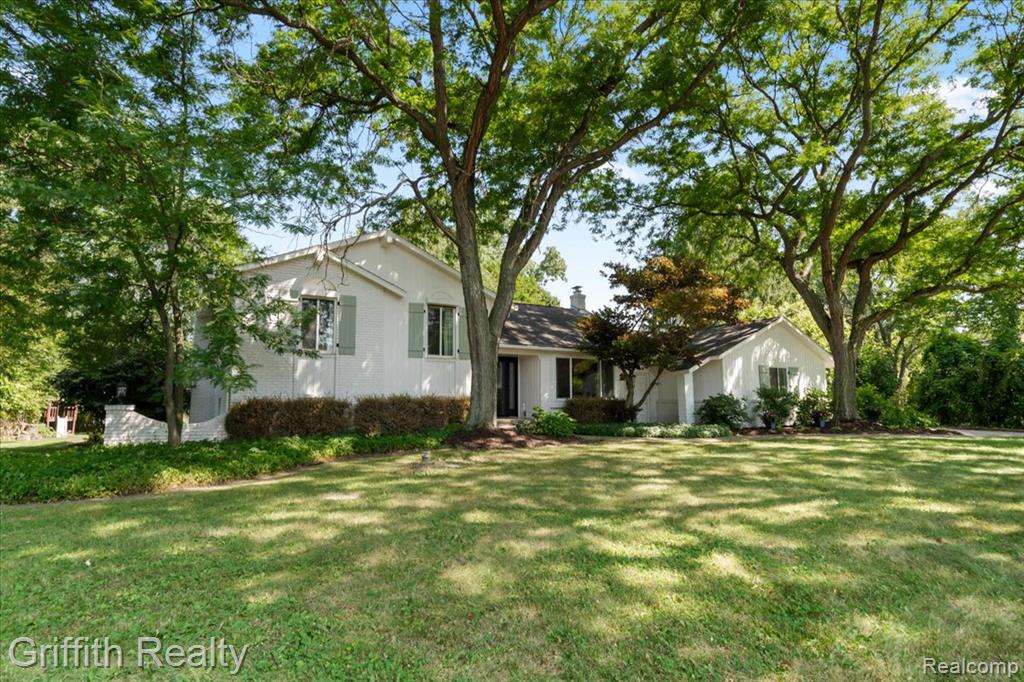 6531 Catalpa Drive, Brighton, MI 48116 — Photo 33