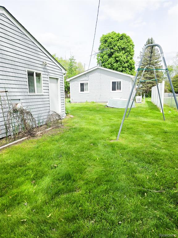12929 Matthews Street, Carleton, MI 48117 — Photo 50