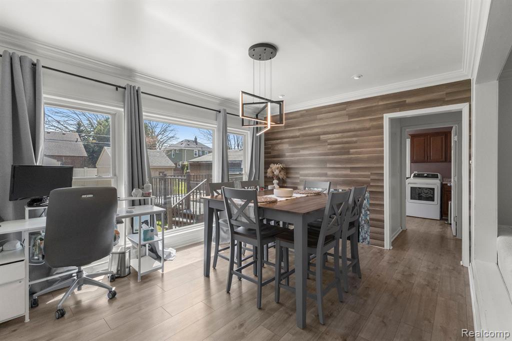 823 NEW YORK Avenue, Lincoln Park, MI 48146 — Photo 17