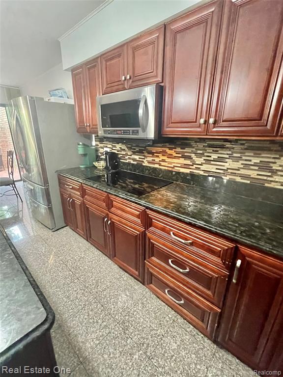 5521 WALNUT Circle W, West Bloomfield, MI — Photo 15