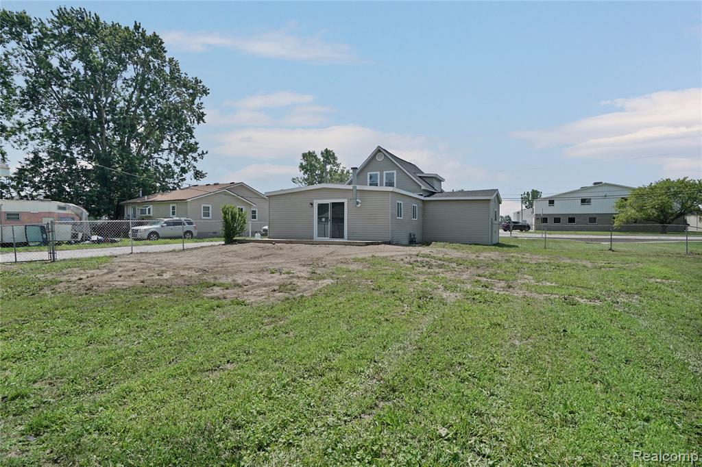 914 Chartier Street, Marine, MI — Photo 7