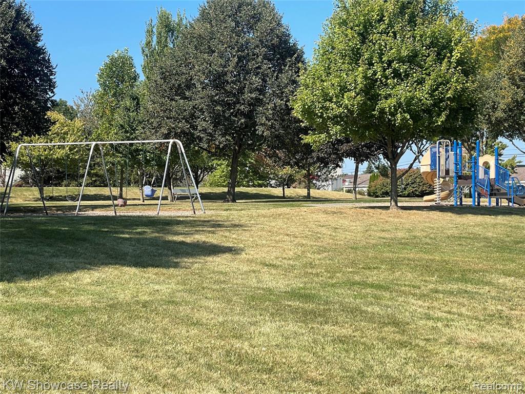 451 Gamma Road, Walled Lake, MI 48390 — Photo 14