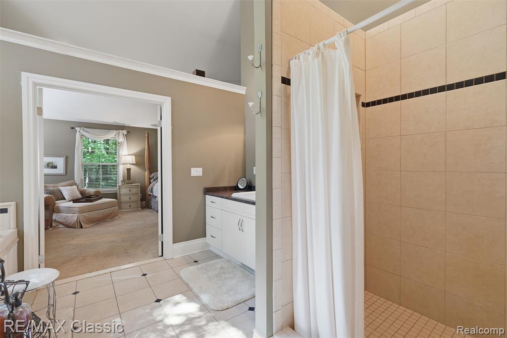 6303 Ridge Hollow Lane, Davisburg, MI 48350 — Photo 33