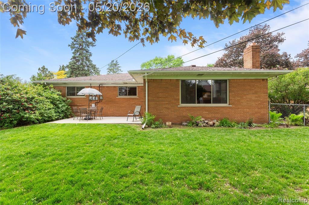 45078 Vanker Avenue, Utica, MI 48317 — Photo 18