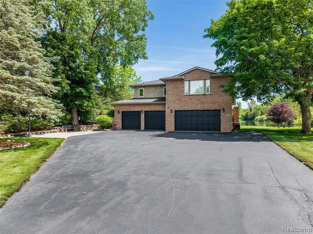 8950 Riverview, Pinckney, MI 48169 — Photo 59