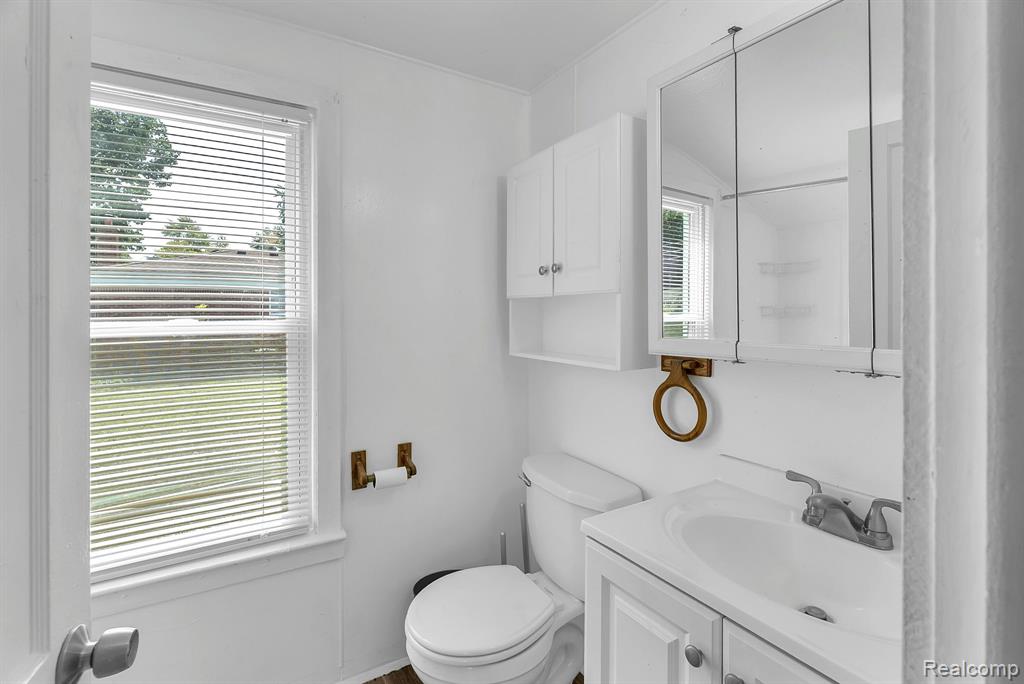 4401 Katherine Street, Dearborn Heights, MI 48125 — Photo 27