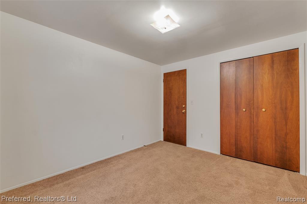 46323 Gainsborough Drive, Canton, MI 48187 — Photo 36