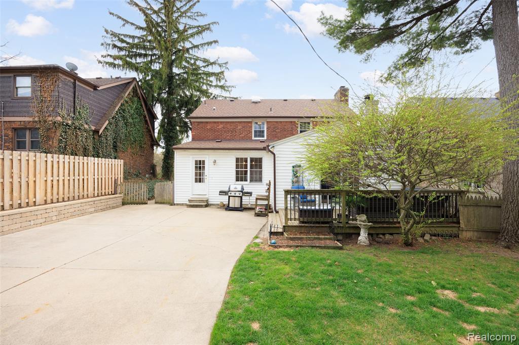 244 Kerby Road, Grosse Pointe Farms, MI 48236 — Photo 44