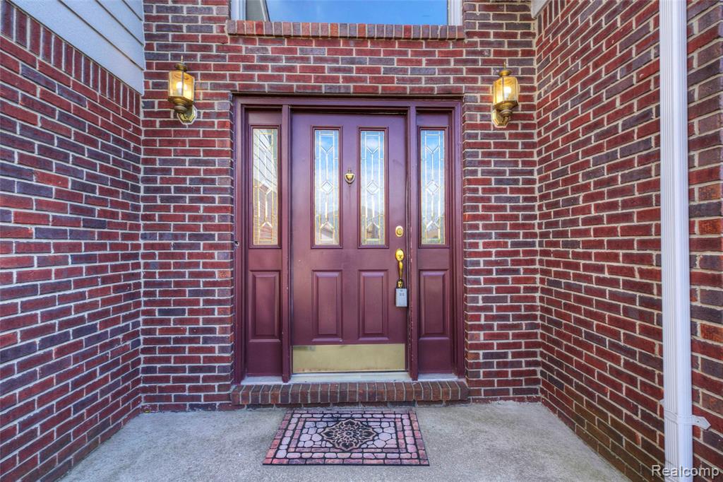 15756 Lamont Drive, Macomb, MI 48042 — Photo 3